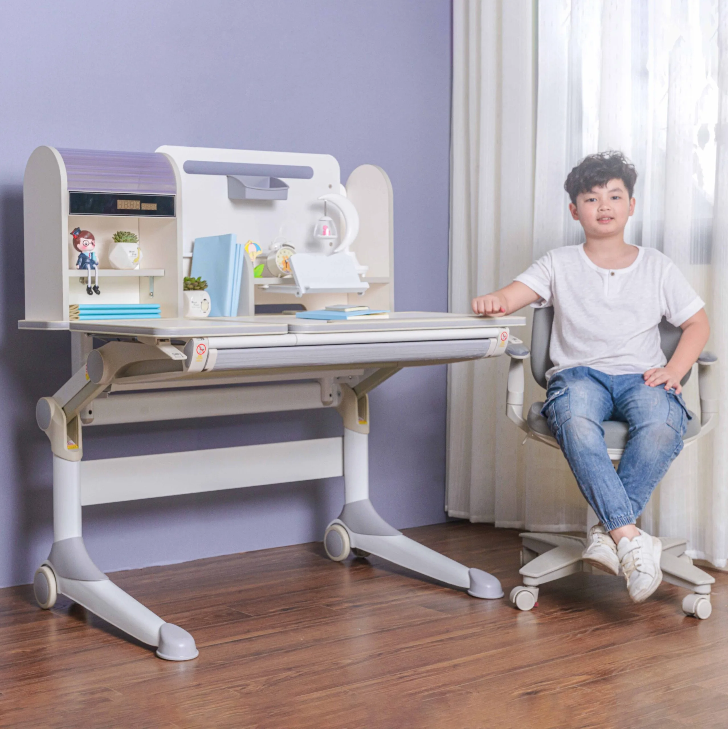 Địa chỉ mua bàn học cho bé tại Hà Nội